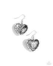 Load image into Gallery viewer, Complete Look - Brown Heart Set - Paparazzi