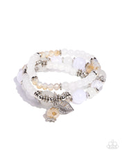 Load image into Gallery viewer, Leafy Lounge - White