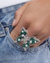 Load image into Gallery viewer, Fluttering Formal - Green