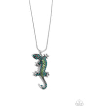 Load image into Gallery viewer, Shimmery Salamander - Green - Paparazzi