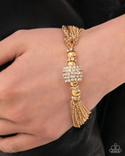 Load image into Gallery viewer, Magnificent Musings Complete Fashion Fix Look - March 2025