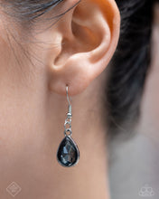 Load image into Gallery viewer, Sassy Salutation - Paparazzi Necklace