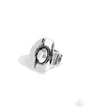 Load image into Gallery viewer, Broach Break - Silver
