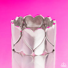 Load image into Gallery viewer, Sweetheart Setting - Silver - Paparazzi Bracelet
