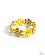 Load image into Gallery viewer, Complete Look - Yellow Flower Set - Paparazzi
