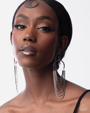 Load image into Gallery viewer, Focused Fringe - Black
