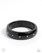 Load image into Gallery viewer, Cheeky Chic - black
