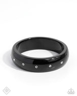 Cheeky Chic - black