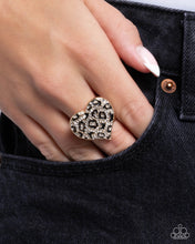 Load image into Gallery viewer, Cheetah Cameo - Gold ring
