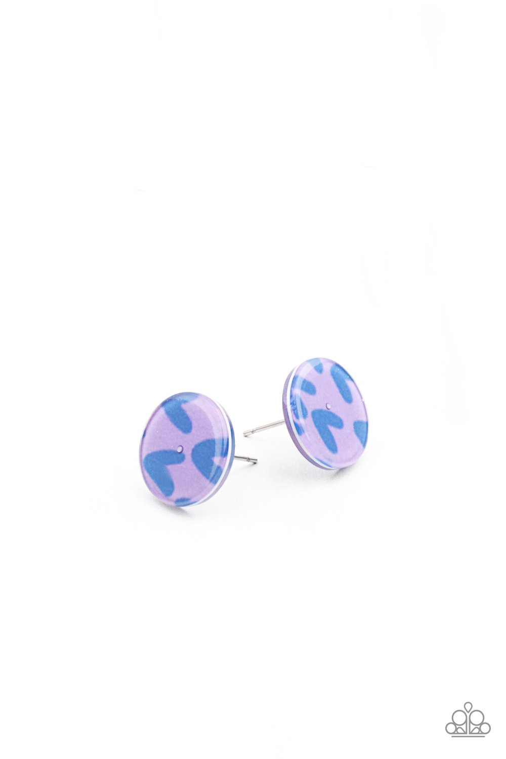 Starlet Shimmer V-Shaped Patterned Earrings