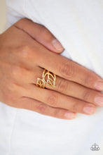 Load image into Gallery viewer, LEAF It All Behind - Gold Ring
